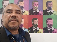 Professor é Escritor Idenilton Santos